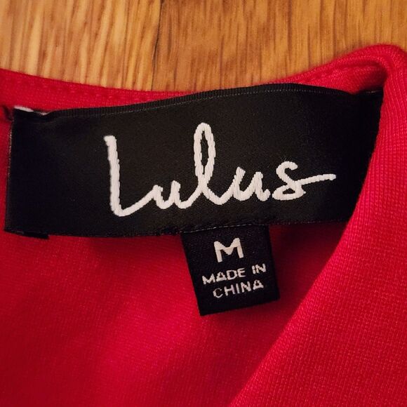 Lulu's Stunning "Cocktail Hour" Red Faux Wrap Mini Bodycon Dress Sz M Sold Out! - Picture 6 of 11